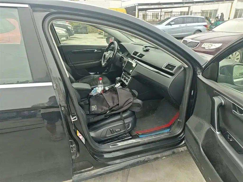 2015 Volkswagen Magotan Facelift 1.8TSI Luxury Model — миниатюра 20