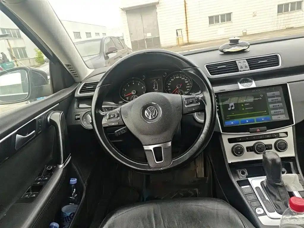 2015 Volkswagen Magotan Facelift 1.8TSI Luxury Model — миниатюра 3