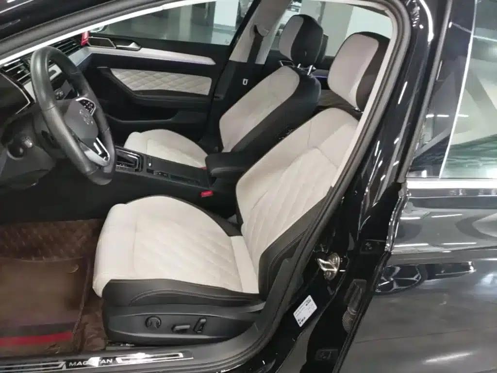 Volkswagen Magotan 2023 2 Millionth Unit Commemorative Edition 330TSI DSG Luxury — миниатюра 15