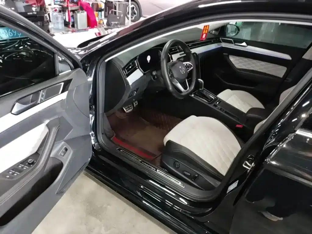 Volkswagen Magotan 2023 2 Millionth Unit Commemorative Edition 330TSI DSG Luxury — миниатюра 16