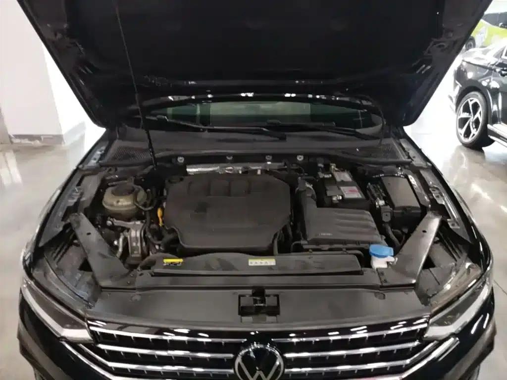 Volkswagen Magotan 2023 2 Millionth Unit Commemorative Edition 330TSI DSG Luxury — миниатюра 20
