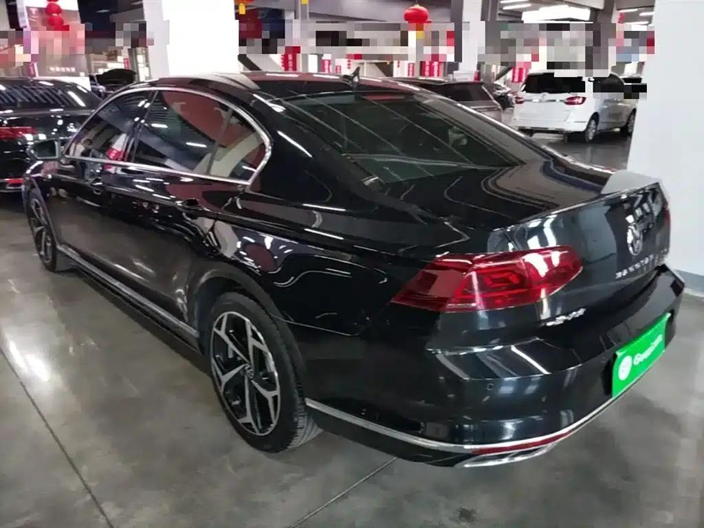 Volkswagen Magotan 2023 2 Millionth Unit Commemorative Edition 330TSI DSG Luxury — миниатюра 5
