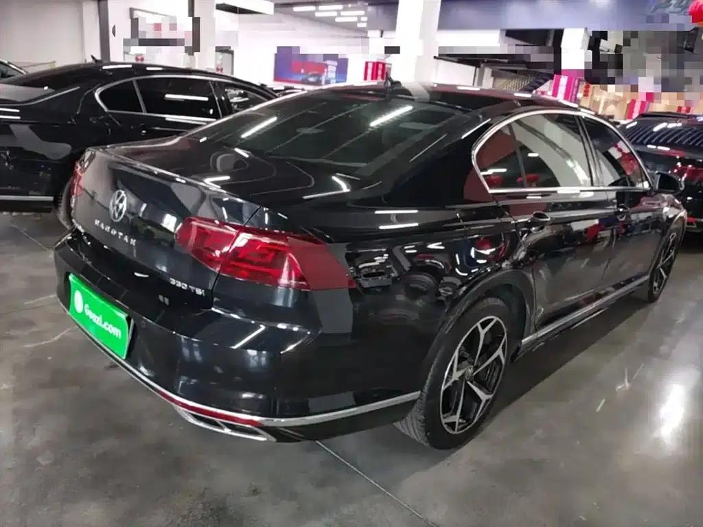 Volkswagen Magotan 2023 2 Millionth Unit Commemorative Edition 330TSI DSG Luxury — миниатюра 7