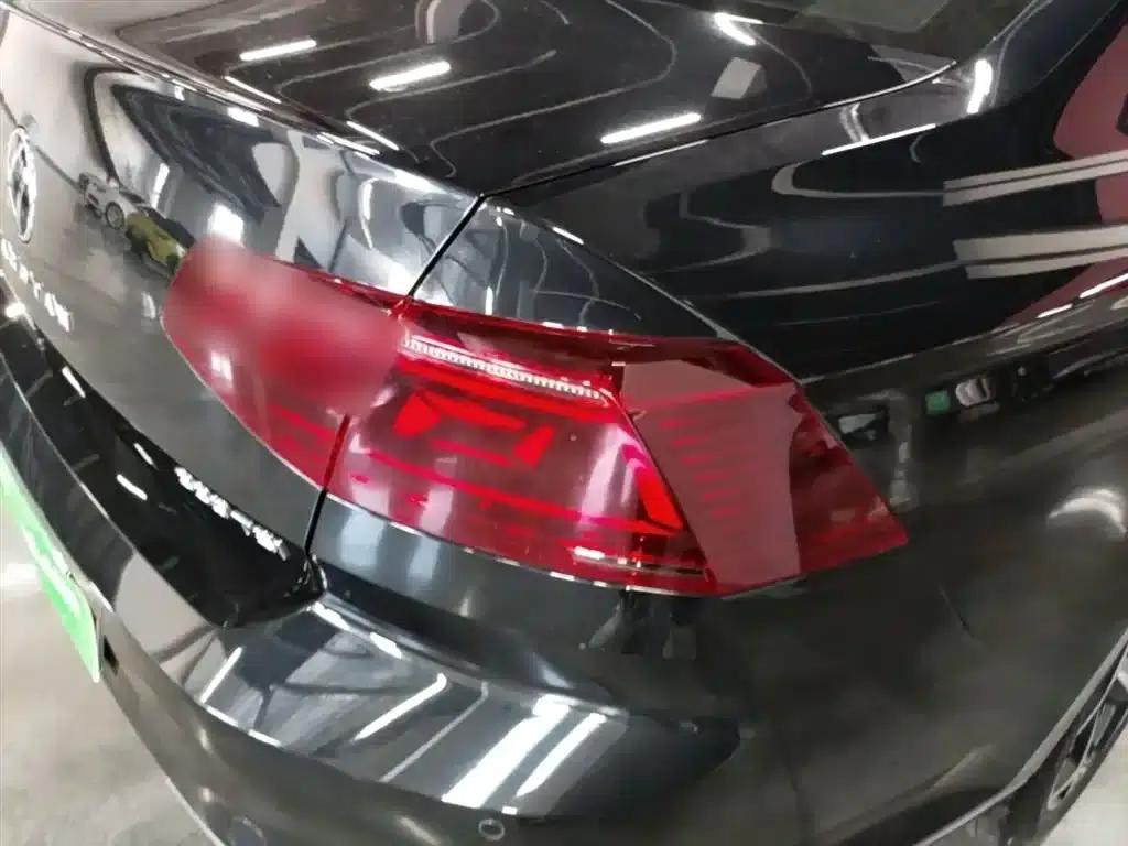 Volkswagen Magotan 2023 2 Millionth Unit Commemorative Edition 330TSI DSG Luxury — миниатюра 8