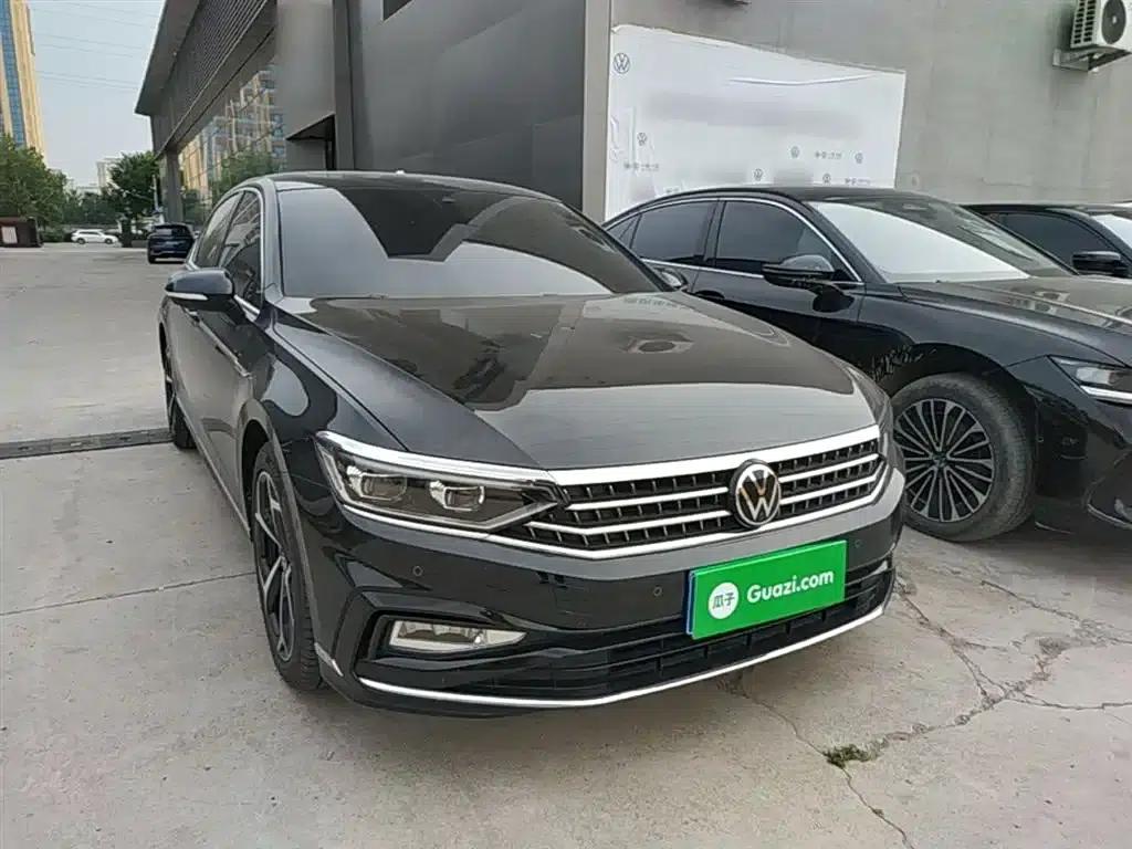Volkswagen Magotan 2023 2 Millionth Unit Commemorative Edition 380TSI DSG Flagship Model — миниатюра 4