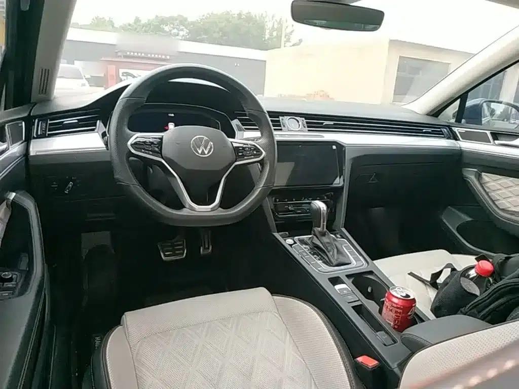 Volkswagen Magotan 2023 2 Millionth Unit Commemorative Edition 380TSI DSG Flagship Model — миниатюра 10