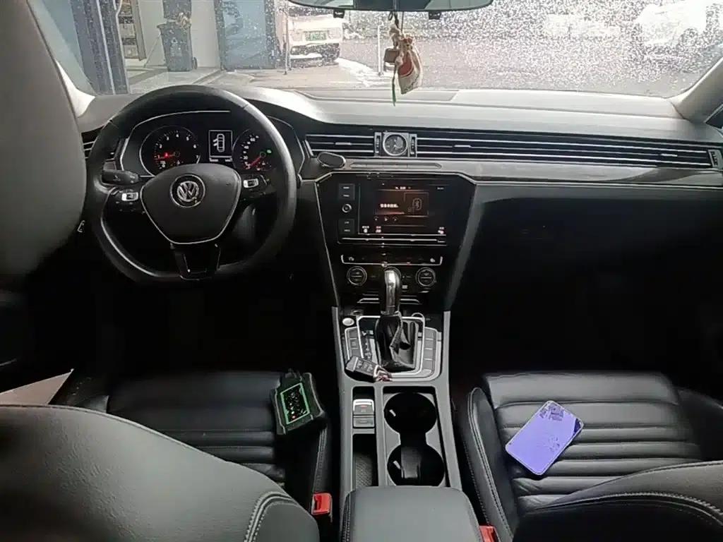 2019 Volkswagen Magotan 330TSI DSG Luxury Edition (National V Emission Standard) — миниатюра 10