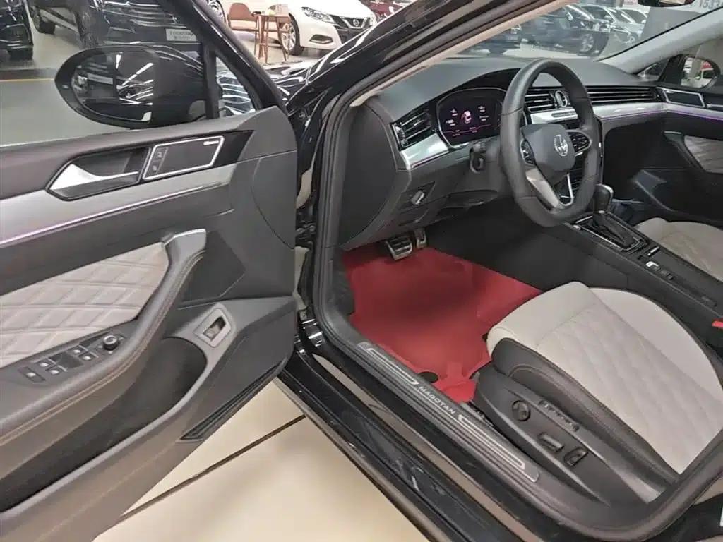 Volkswagen Magotan 2023 2 Millionth Unit Commemorative Edition 380TSI DSG Flagship Model — миниатюра 16