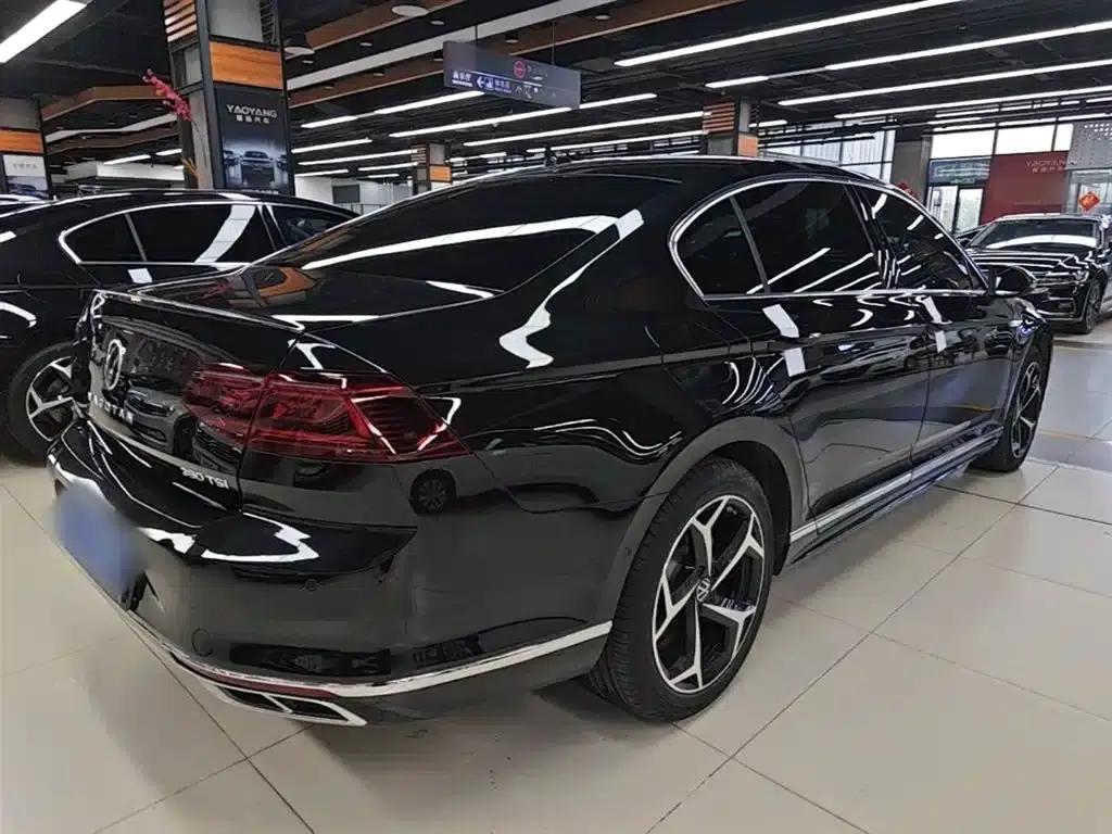 Volkswagen Magotan 2023 2 Millionth Unit Commemorative Edition 380TSI DSG Flagship Model — миниатюра 7