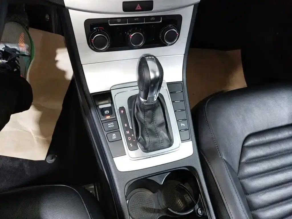 2016 Volkswagen Passat 1.8TSI Smart Comfort Edition — миниатюра 14