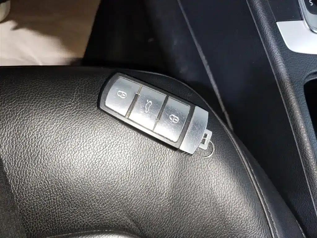 2016 Volkswagen Passat 1.8TSI Smart Comfort Edition — миниатюра 9