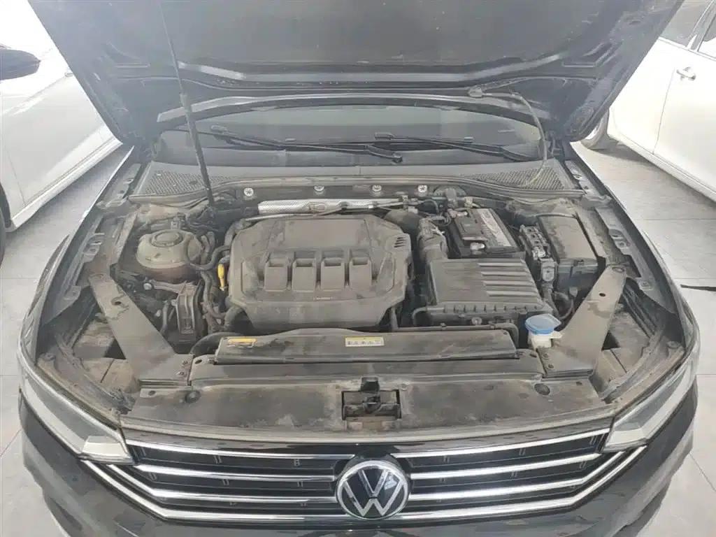 2020 Volkswagen Passat 330TSI DSG Leading Edition — миниатюра 20