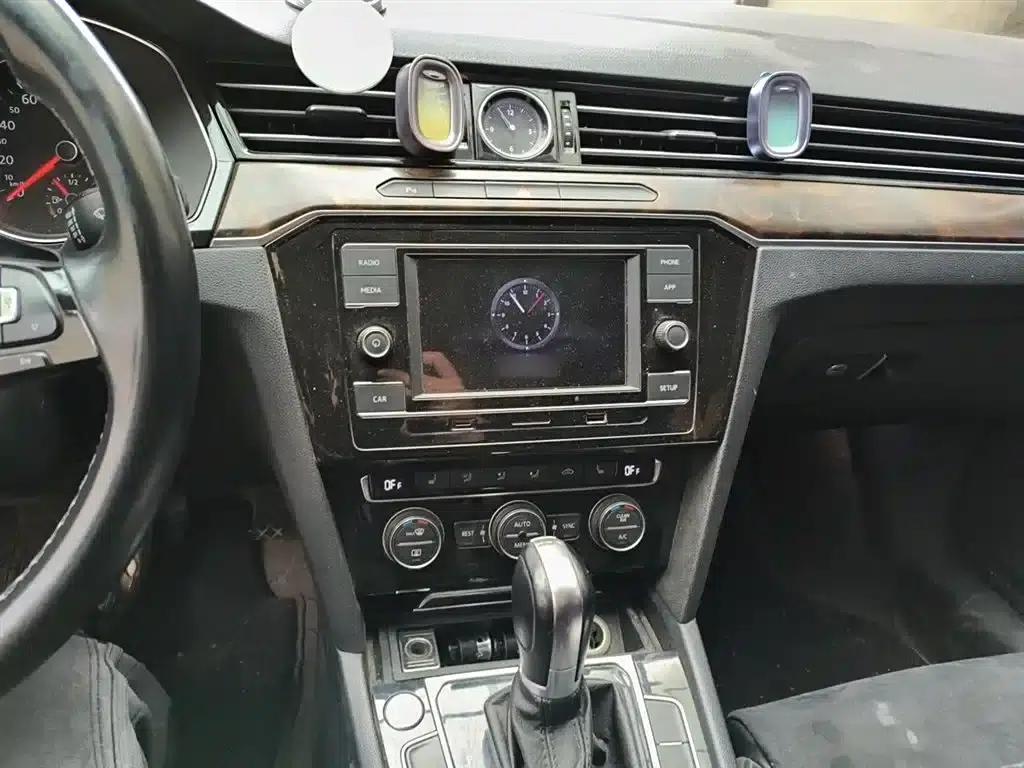 2018 Volkswagen Magotan 330TSI DSG Luxury — миниатюра 6