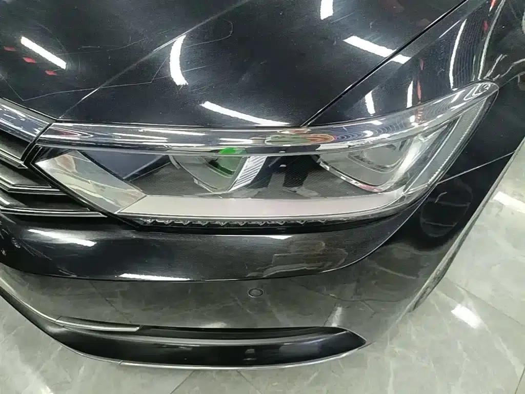 2018 Volkswagen Magotan Facelift 380TSI DSG Luxury Model — миниатюра 24