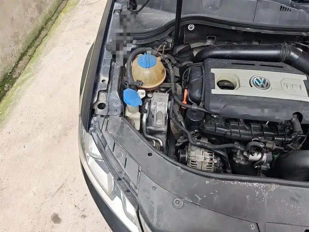 2015 Volkswagen Passat 1.8TSI Luxury — миниатюра 23