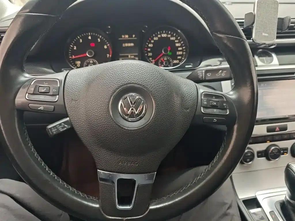2015 Volkswagen Passat 1.8TSI Luxury — миниатюра 7