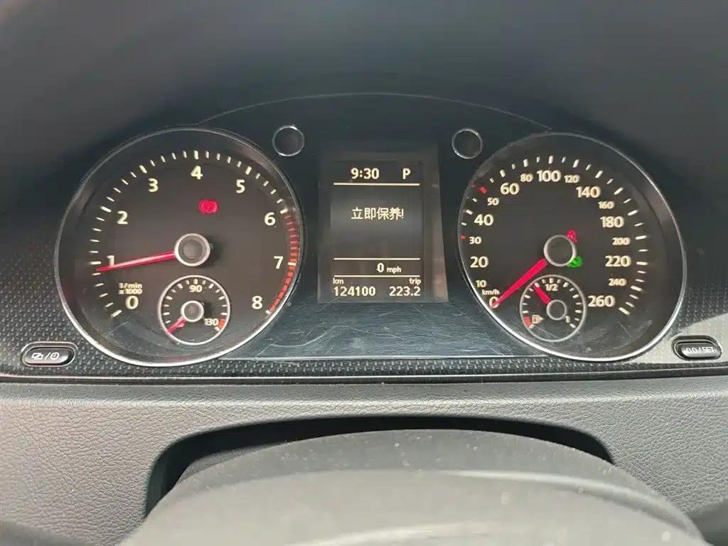 2015 Volkswagen Passat 1.8TSI Luxury — миниатюра 8