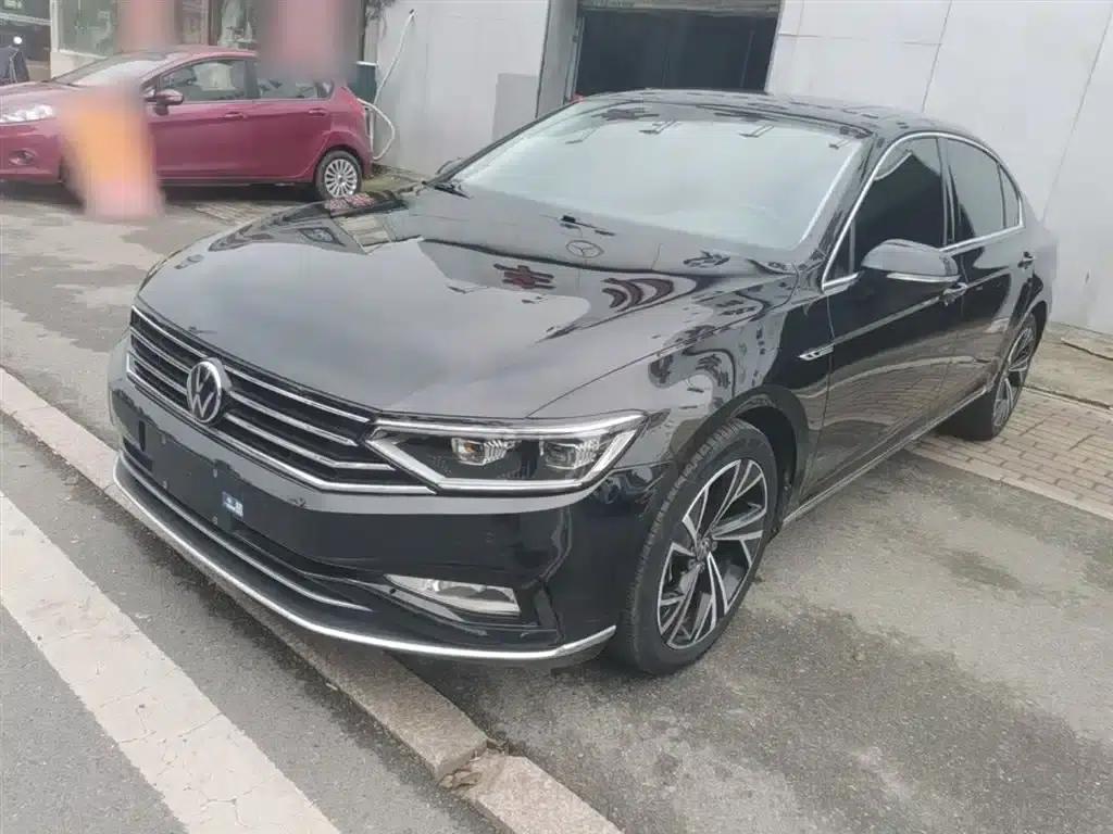 2020 Volkswagen Passat 330TSI DSG Luxury — миниатюра 2