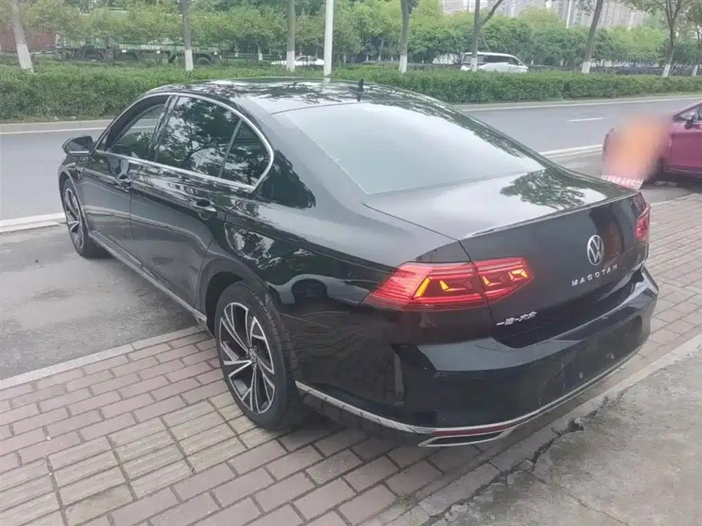 2020 Volkswagen Passat 330TSI DSG Luxury — миниатюра 5
