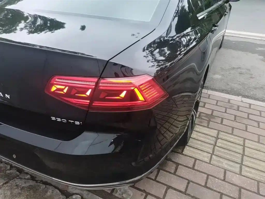 2020 Volkswagen Passat 330TSI DSG Luxury — миниатюра 8