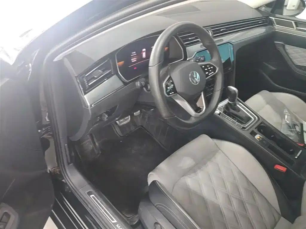 2025 Volkswagen Magotan Facelift Edition 280TSI DSG Luxury Model — миниатюра 23