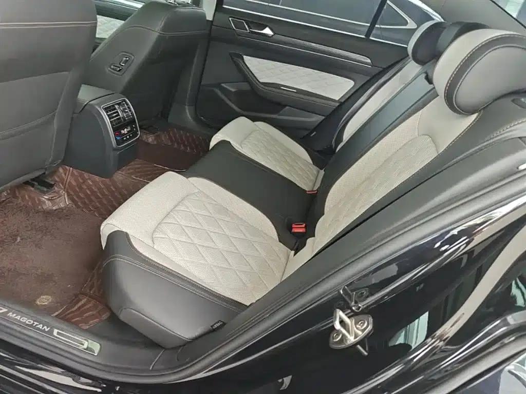 Volkswagen Magotan 2023 2 Millionth Unit Commemorative Edition 330TSI DSG Luxury — миниатюра 17