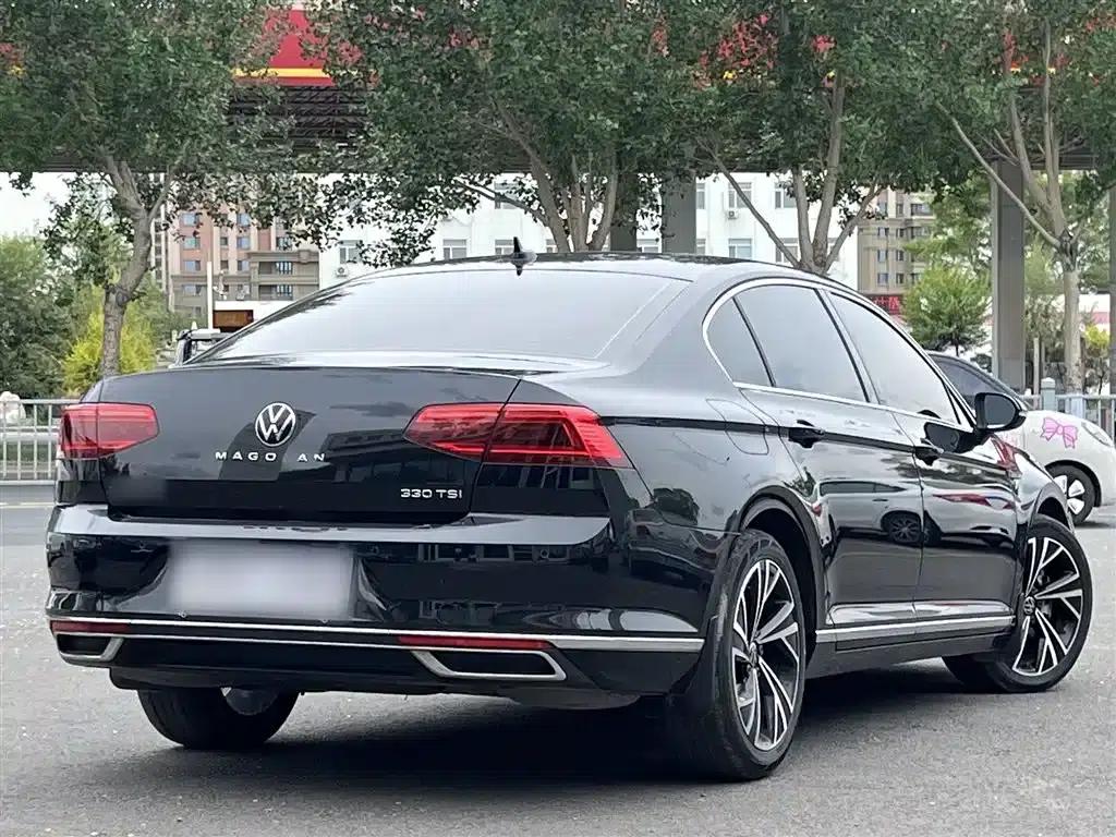 2020 Volkswagen Passat 330TSI DSG Luxury — миниатюра 9