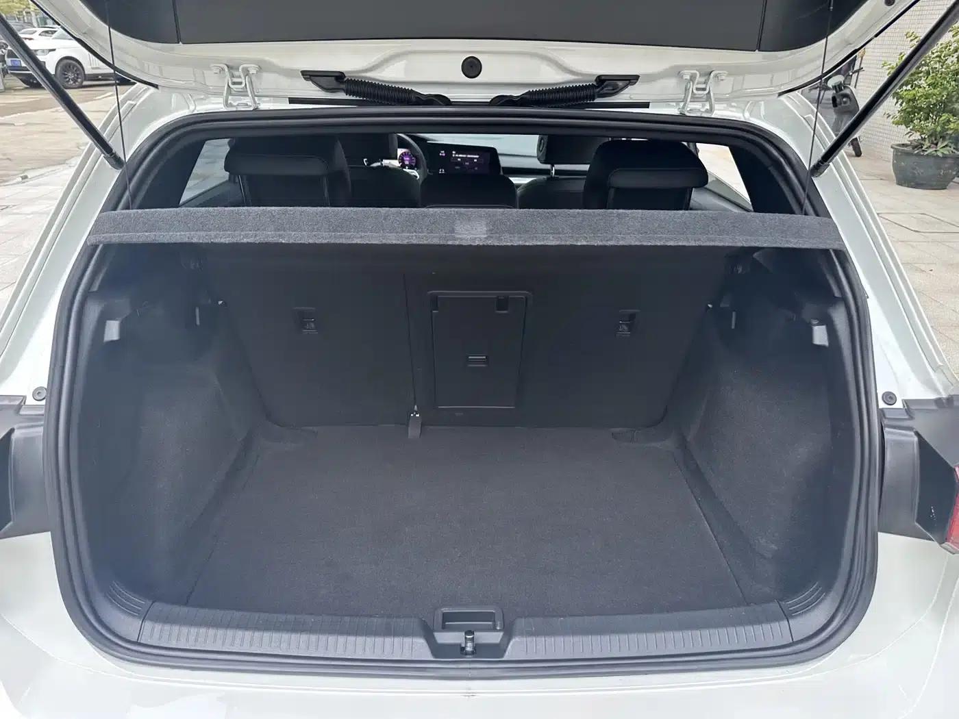 2023 Golf Facelift 280TSI DSG R-Line Lite — миниатюра 17
