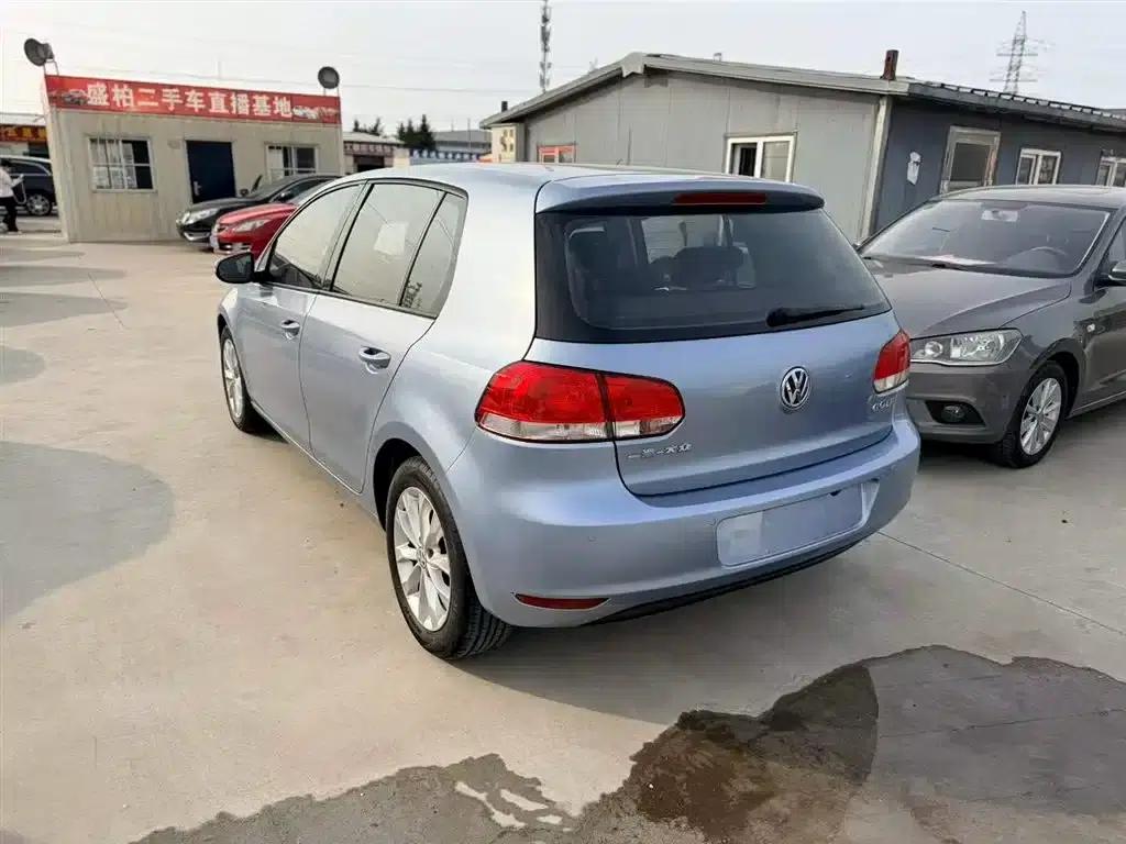 2012 Golf 1.6 Automatic Luxury Edition — миниатюра 4