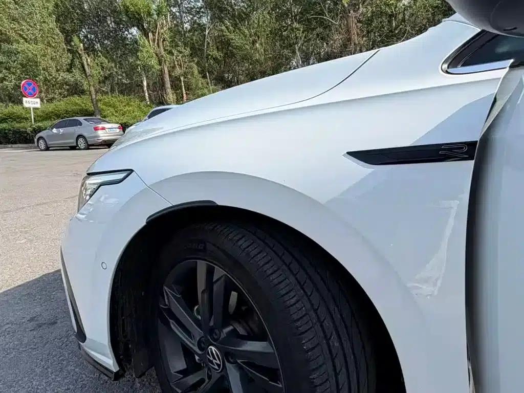 2024 Golf 280TSI DSG R-Line 50th Anniversary Edition — миниатюра 11
