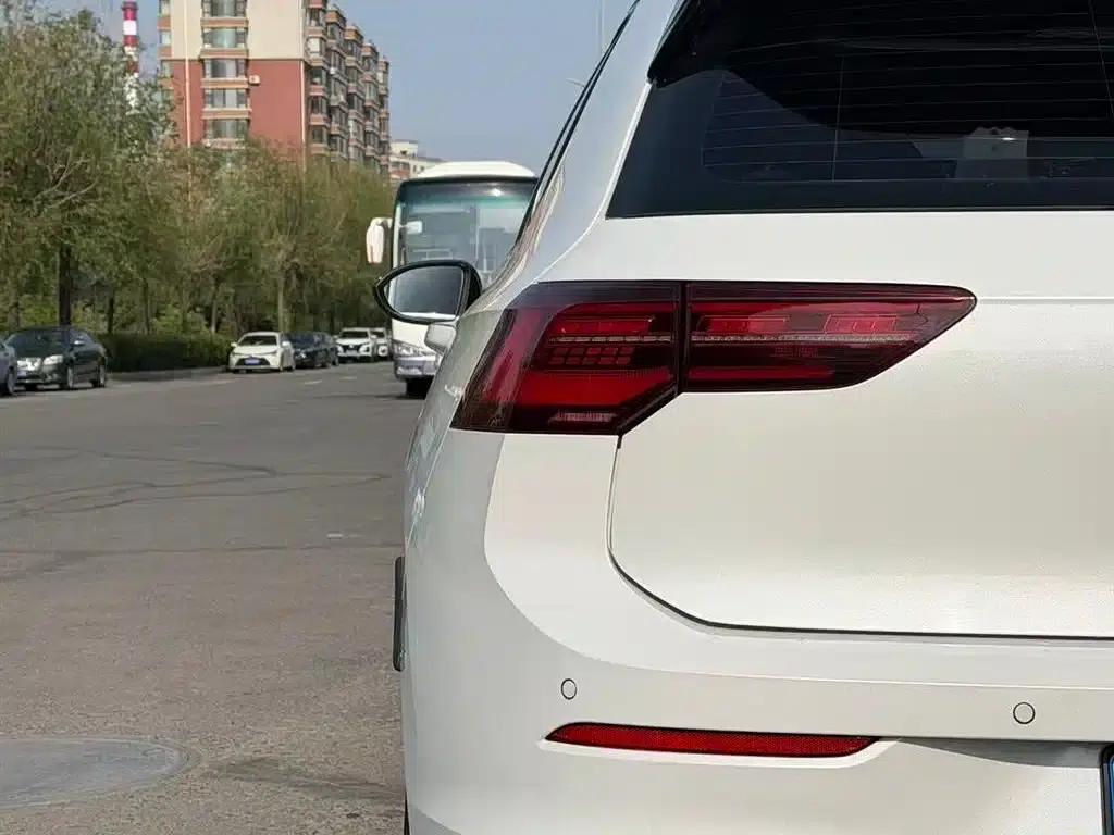 2024 Golf 280TSI DSG R-Line 50th Anniversary Edition — миниатюра 12