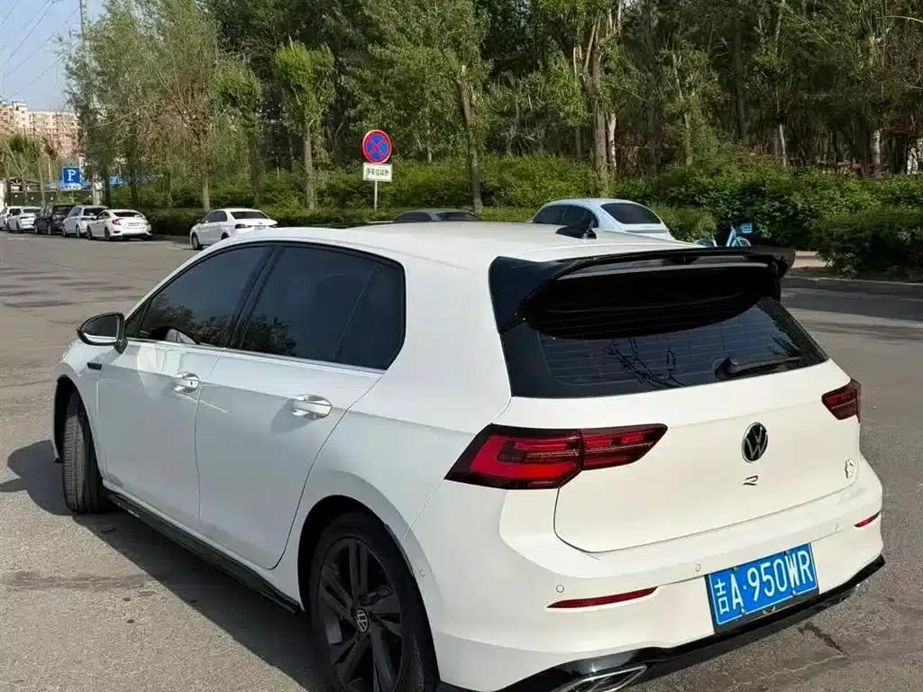 2024 Golf 280TSI DSG R-Line 50th Anniversary Edition — миниатюра 3