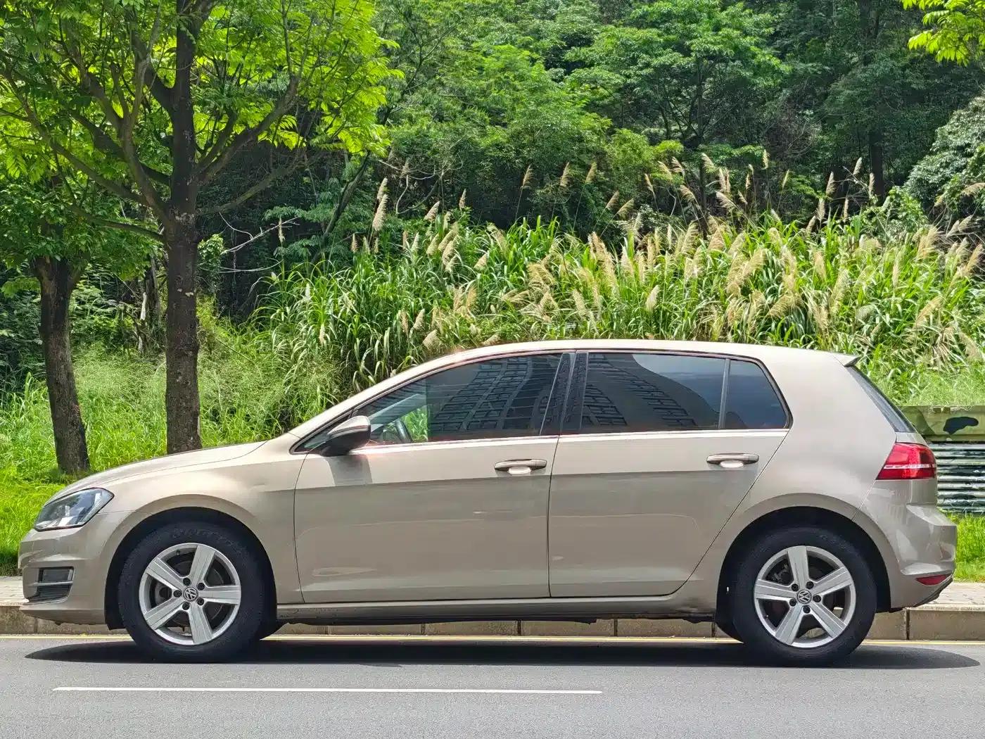 2015 Golf 1.2TSI Automatic Comfort — миниатюра 4