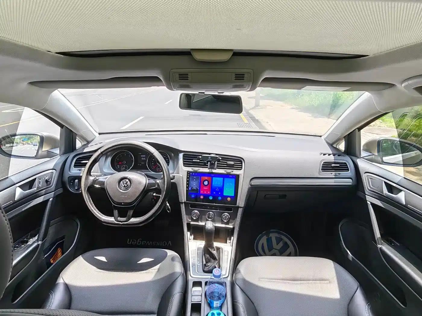 2015 Golf 1.2TSI Automatic Comfort — миниатюра 10