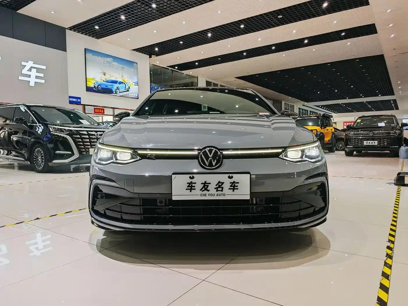 2023 Golf 280TSI DSG R-Line — миниатюра 3