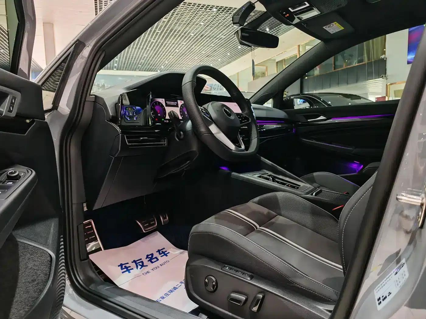 2023 Golf 280TSI DSG R-Line — миниатюра 5