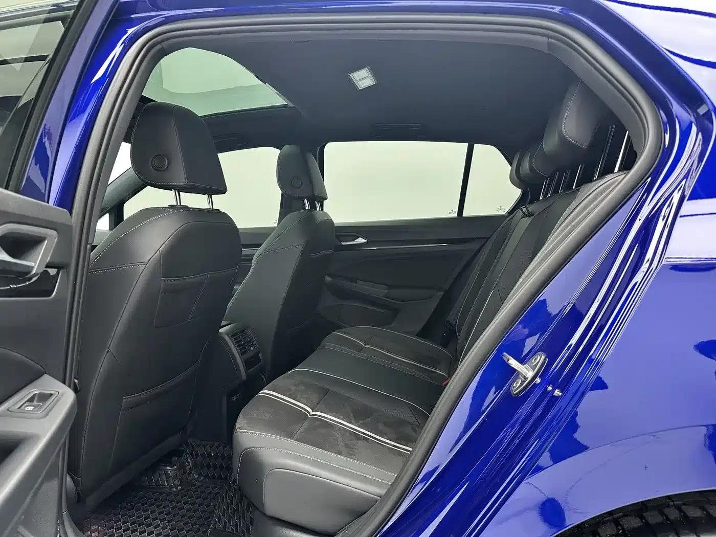 2023 Golf Facelift 280TSI DSG R-Line Lite — миниатюра 6