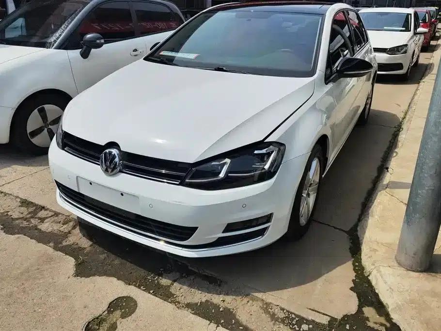 2017 Golf 1.6L Automatic Comfort Millionth Unit Commemorative Edition — миниатюра 1
