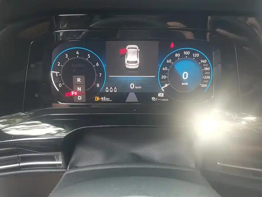2021 Golf 280TSI DSG R-Line — миниатюра 14