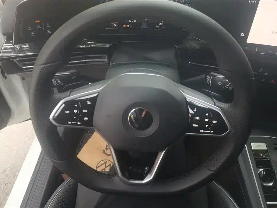 2021 Golf 280TSI DSG R-Line — миниатюра 15