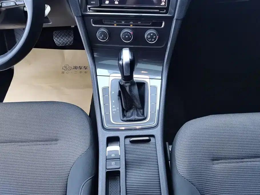 2019 Golf 1.6L Automatic Comfort Edition (China V emission standard) — миниатюра 16