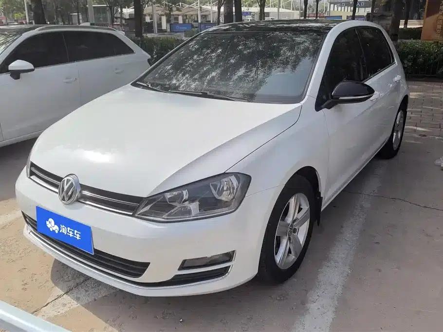 2017 Golf 230TSI Automatic Comfort Millionth Unit Commemorative Edition — миниатюра 1
