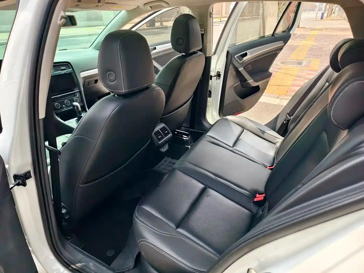 2020 Golf 200TSI DSG Comfort — миниатюра 16
