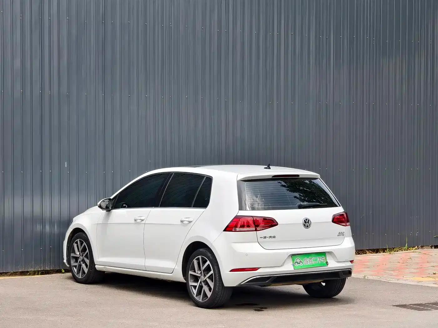 2020 Golf 200TSI DSG Comfort — миниатюра 23