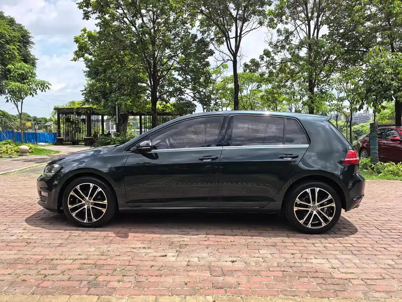 2015 Golf 1.4TSI Automatic Flagship — миниатюра 3