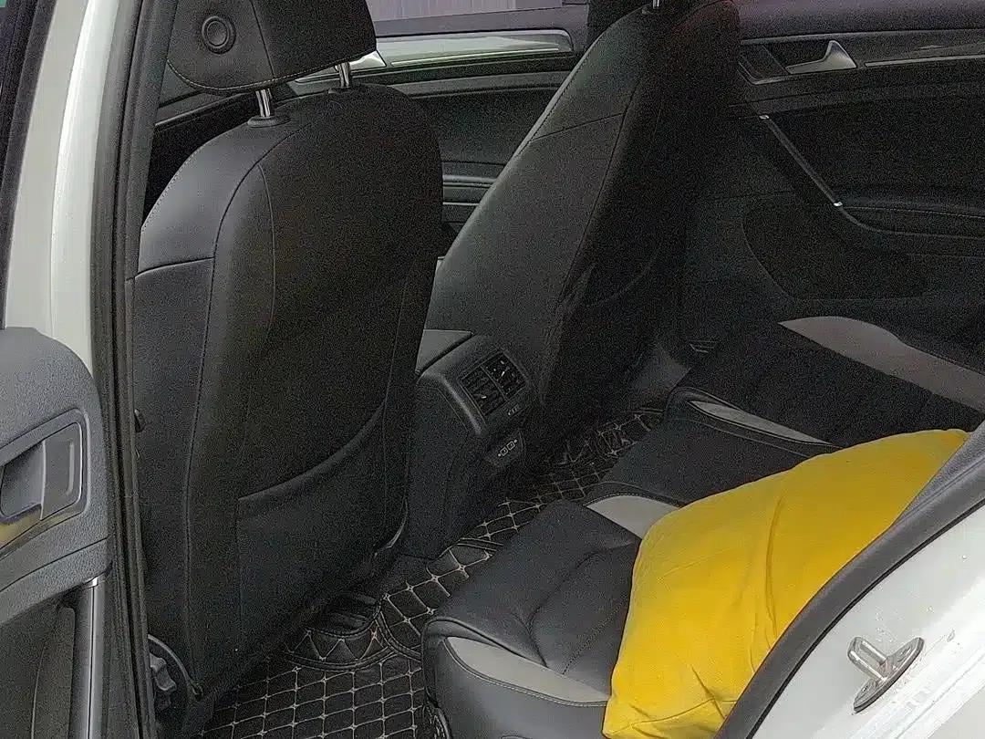 2019 Golf 280TSI DSG R-Line (China VI Emission Standard) — миниатюра 5