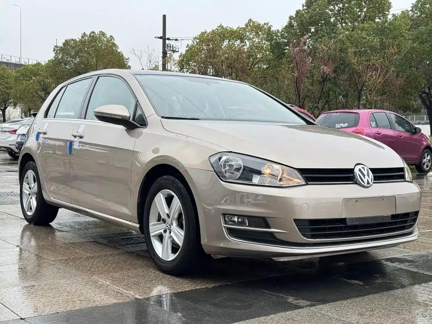 2016 Golf 230TSI Automatic Comfort — миниатюра 1