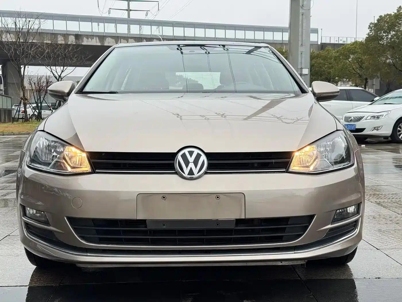 2016 Golf 230TSI Automatic Comfort — миниатюра 2