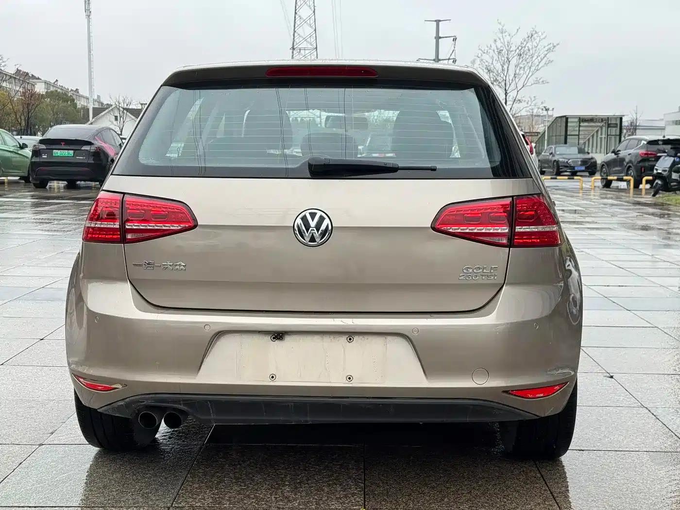 2016 Golf 230TSI Automatic Comfort — миниатюра 7
