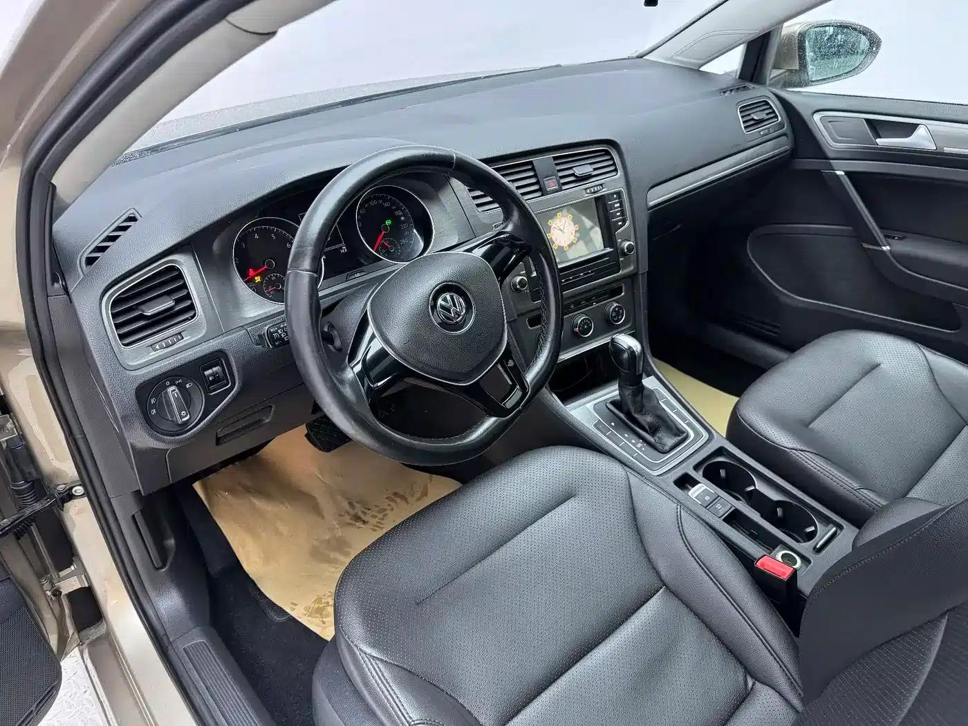 2016 Golf 230TSI Automatic Comfort — миниатюра 8